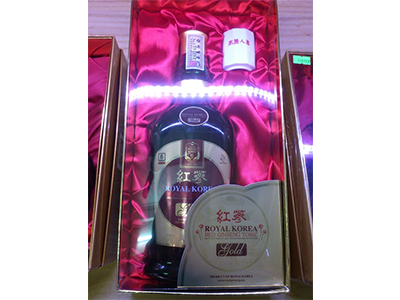 Chai nước hồng sâm 700ml _Royal Korea Red Ginseng Tonic Gold